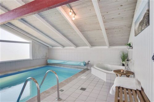 Foto 3 - Casa de 3 habitaciones en Harrerenden con piscina privada y terraza