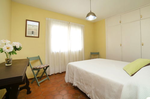 Foto 12 - Appartamento con 3 camere da letto a Calp con terrazza