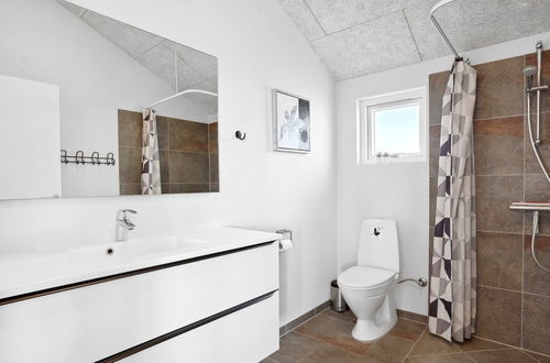 Photo 13 - 5 bedroom House in Kelstrup Strand with terrace and hot tub