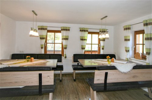 Photo 5 - 5 bedroom Apartment in Hainzenberg with garden and mountain view