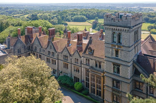 Foto 2 - Nutfield Priory Hotel & Spa