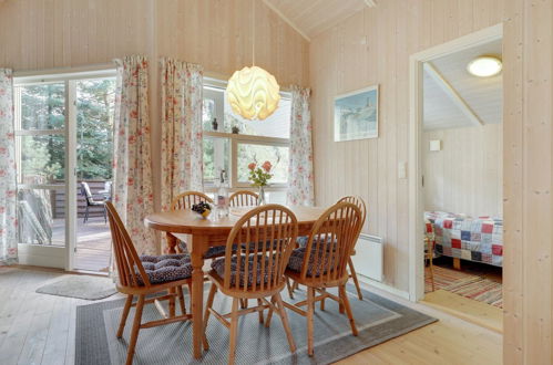 Photo 10 - Maison de 3 chambres à Nexø avec terrasse