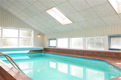Photo 2 - Maison de 4 chambres à Nexø avec piscine privée et terrasse