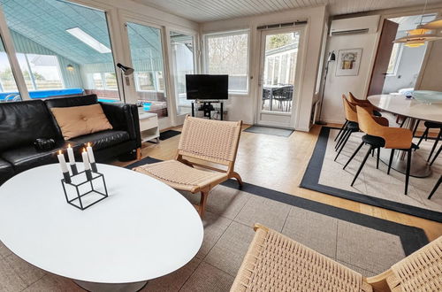 Photo 17 - 4 bedroom House in Nexø with private pool and terrace