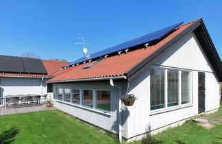 Foto 1 - Haus mit 4 Schlafzimmern in Nexø mit privater pool und terrasse