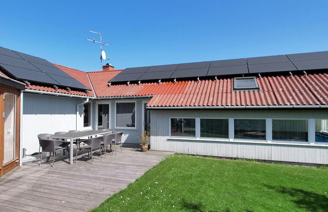 Casa de 4 quartos em Nexø com piscina privada e terraço - Foto 7