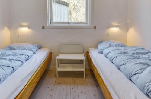 Foto 13 - Casa de 4 habitaciones en Nexø con piscina privada y terraza