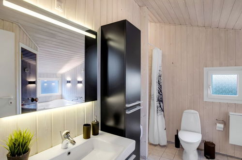 Foto 29 - Casa de 3 quartos em Løkken com terraço e sauna