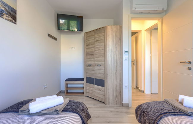 Apartment mit 4 Schlafzimmern in Umag mit schwimmbad und garten - Foto 26