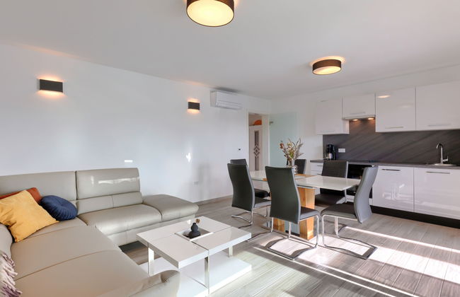 Apartment mit 4 Schlafzimmern in Umag mit schwimmbad und garten - Foto 4
