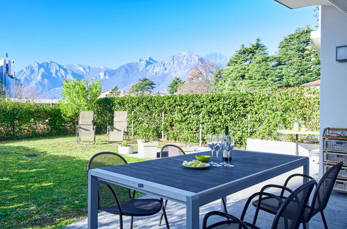 Photo 2 - Appartement de 2 chambres à Lecco avec jardin et vues sur la montagne