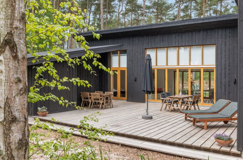 Photo 1 - Maison de 3 chambres à Aakirkeby avec terrasse et sauna