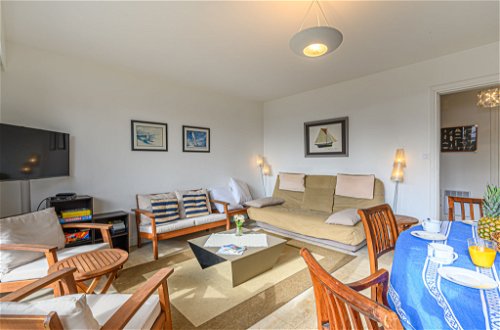 Foto 8 - Appartamento con 2 camere da letto a Carnac con terrazza e vista mare