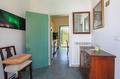 Photo 15 - 1 bedroom House in Forte dei Marmi with garden