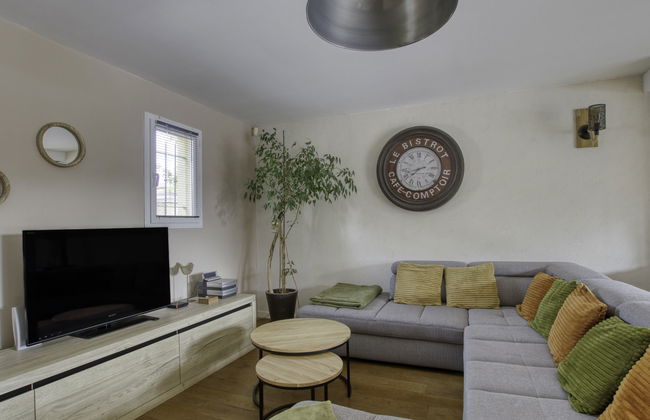 Casa de 3 quartos em Saint-Cyr-sur-Mer com piscina privada e jardim - Foto 8