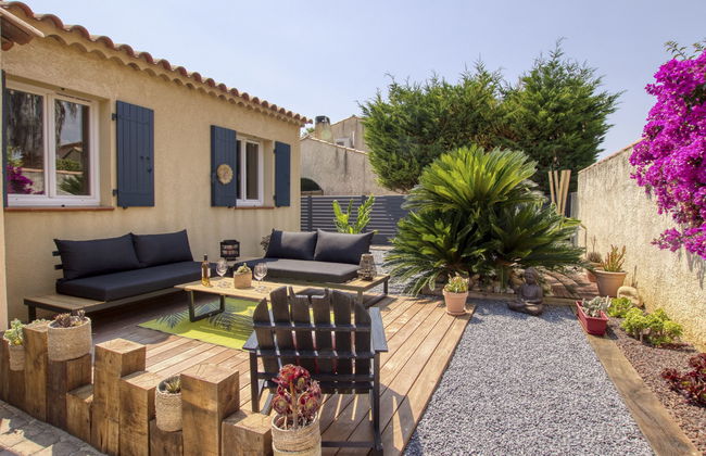 Casa de 3 quartos em Saint-Cyr-sur-Mer com piscina privada e jardim - Foto 24