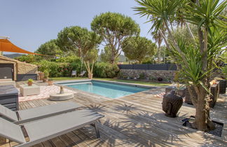 Foto 2 - Casa de 2 quartos em Saint-Cyr-sur-Mer com piscina privada e jardim