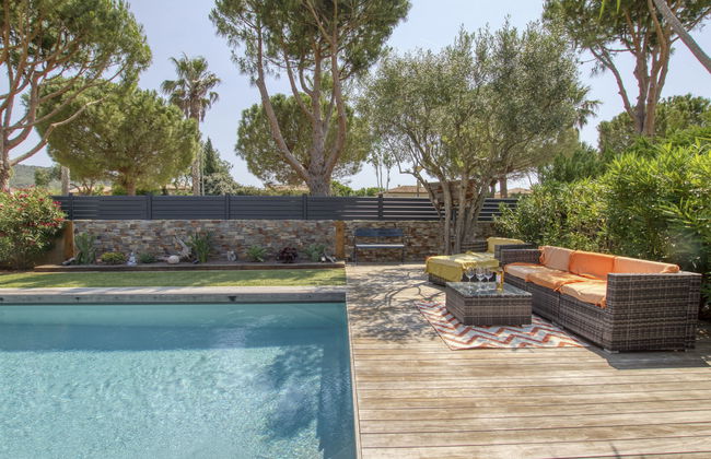 Casa de 3 quartos em Saint-Cyr-sur-Mer com piscina privada e jardim - Foto 32