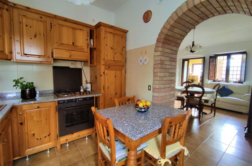 Photo 9 - 2 bedroom Apartment in Roccastrada with garden