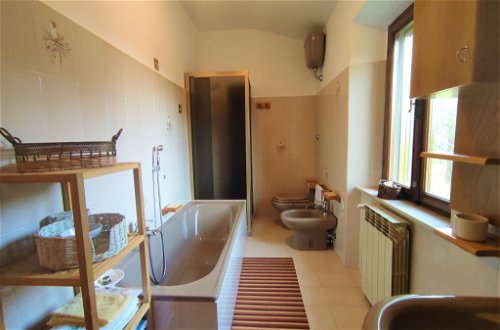 Foto 18 - Apartment mit 2 Schlafzimmern in Roccastrada mit garten