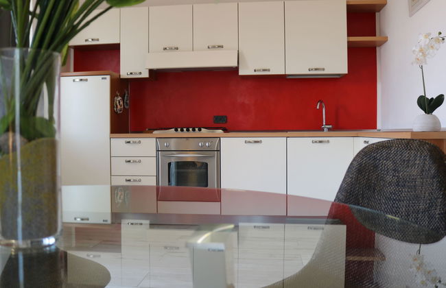 Apartamento de 5 quartos em Lazise com piscina e jardim - Foto 9