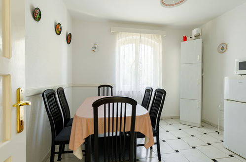 Foto 5 - Apartamento de 3 quartos em Balatonlelle com jardim