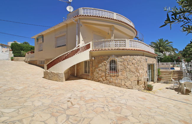 Casa de 5 quartos em Calp com piscina privada e jardim - Foto 33