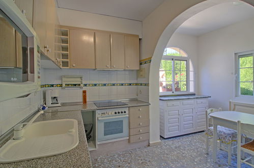 Photo 17 - 4 bedroom House in Calp with private pool and garden