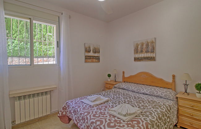 Casa de 5 quartos em Calp com piscina privada e jardim - Foto 13