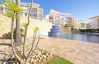 Foto 1 - Apartamento de 1 quarto em Albufeira com piscina e jardim