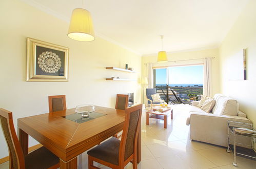 Photo 8 - 1 bedroom Apartment in Albufeira with swimming pool and garden