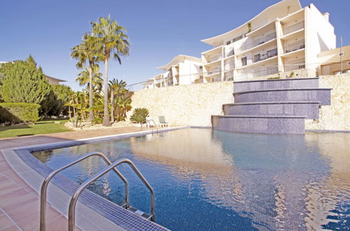 Foto 1 - Apartamento de 1 quarto em Albufeira com piscina e jardim