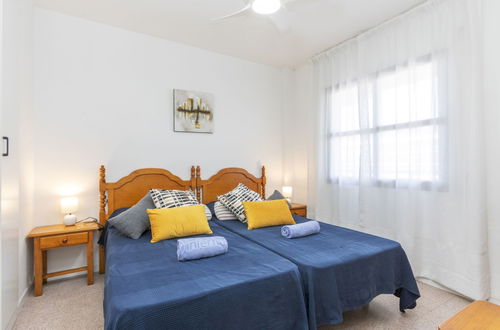 Foto 5 - Apartment mit 1 Schlafzimmer in Salou mit schwimmbad und garten