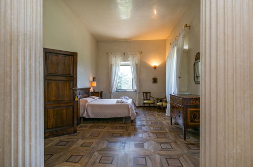Foto 35 - Haus mit 4 Schlafzimmern in Empoli mit privater pool und garten