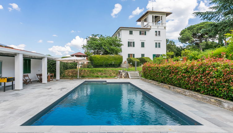 Foto 1 - Casa de 4 quartos em Empoli com piscina privada e jardim