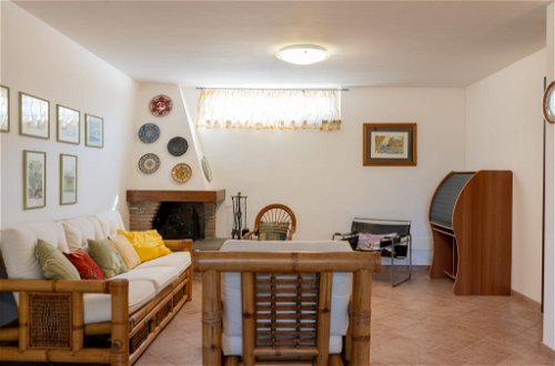 Foto 16 - Haus mit 3 Schlafzimmern in Canale Monterano mit privater pool und garten