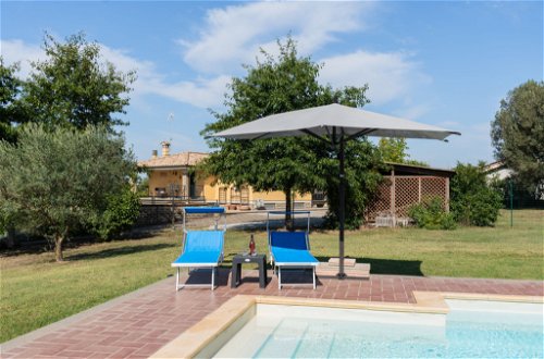 Foto 1 - Casa de 3 habitaciones en Canale Monterano con piscina privada y jardín