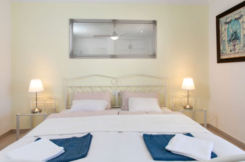 Foto 36 - Casa con 4 camere da letto a Vélez-Málaga con piscina privata e vista mare