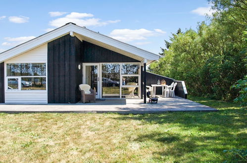 Photo 1 - Maison de 2 chambres à Harrerenden avec terrasse et sauna