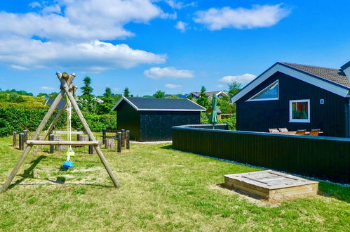 Foto 33 - Casa de 3 quartos em Ebeltoft com piscina privada e terraço