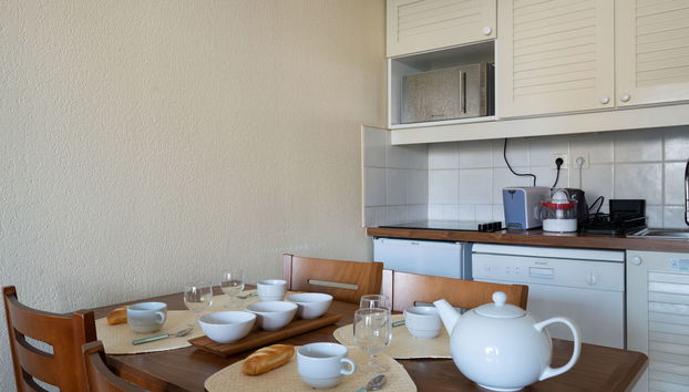 2 bedroom Apartment in Lacanau with swimming pool - Photo 4