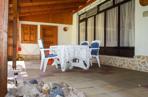 Photo 10 - Maison de 2 chambres à Balatonmáriafürdő avec jardin et terrasse