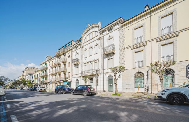 Apartment mit 3 Schlafzimmern in Viareggio mit garten und terrasse - Foto 1