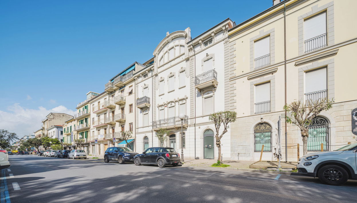 Apartment mit 3 Schlafzimmern in Viareggio mit garten und terrasse - Foto 1