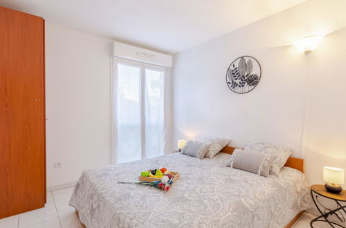 Foto 4 - Apartamento de 1 quarto em Fréjus com jardim e vistas do mar