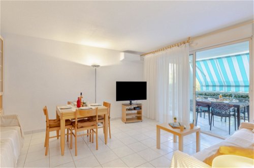 Foto 2 - Apartamento de 1 quarto em Fréjus com jardim e vistas do mar