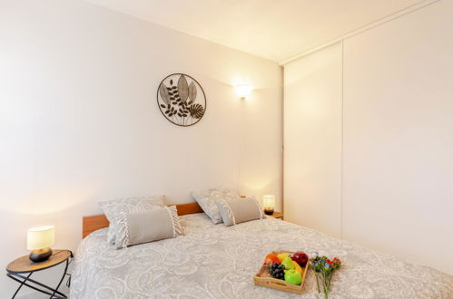 Foto 13 - Apartamento de 1 habitación en Fréjus con jardín y vistas al mar