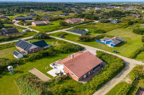 Foto 23 - Casa de 4 quartos em Ringkøbing com terraço e banheira de hidromassagem