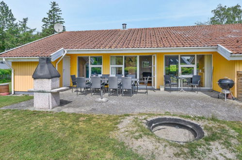 Photo 1 - Maison de 5 chambres à Væggerløse avec piscine privée et terrasse