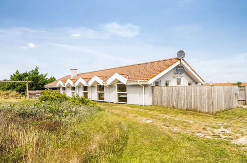Photo 7 - Maison de 4 chambres à Klitmøller avec piscine privée et terrasse